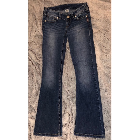 Silver Jeans - Picture 2 of 3